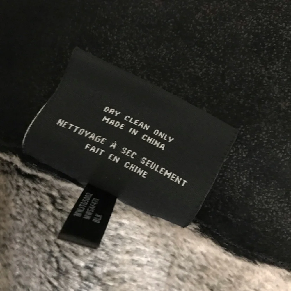 Marc New York by Andrew Marc Women's Black Faux Sherpa Vest Size Small - Picture 6 of 12